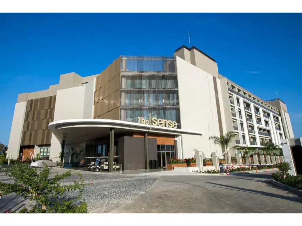 Sense De Luxe Hotel